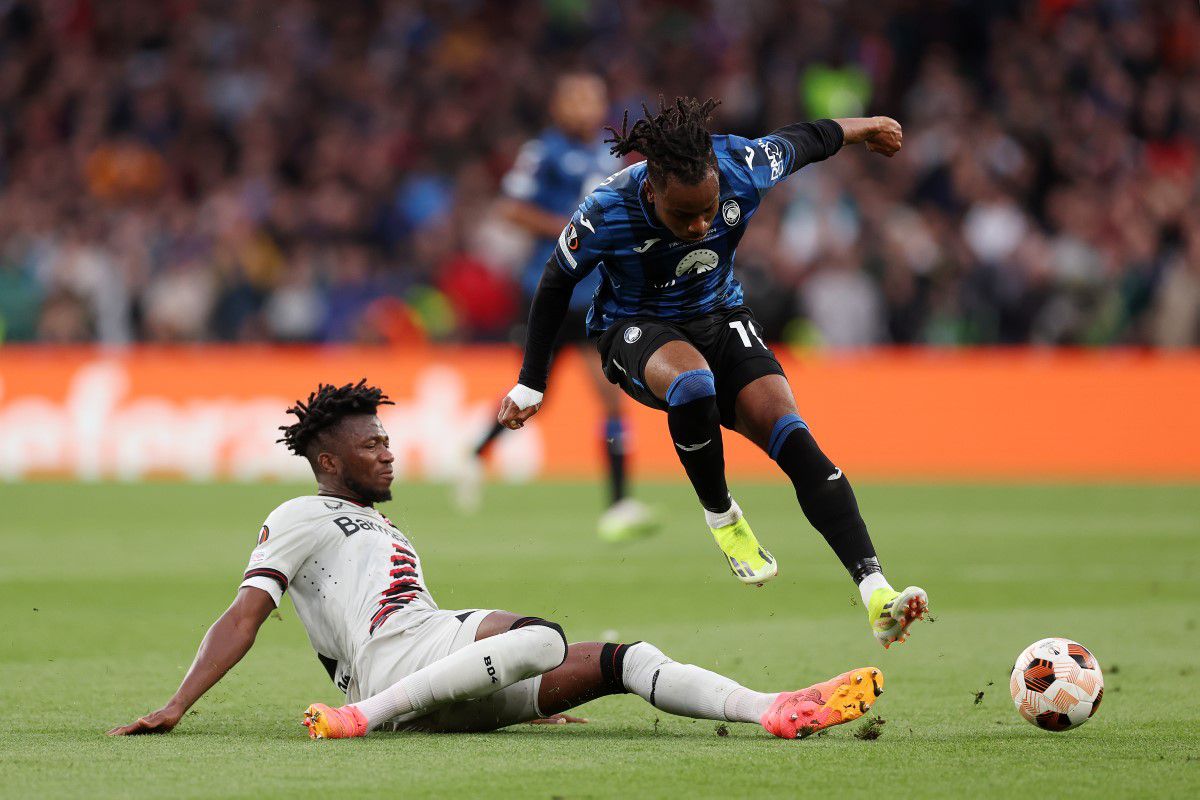 Look, mom! Ademola este URIAȘ: primul fotbalist din istorie cu hat-trick în finală de Europa League!