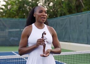 Venus Williams şi alte opt sportive de top, omagiate prin crearea unor păpuşi Barbie cu imaginea lor