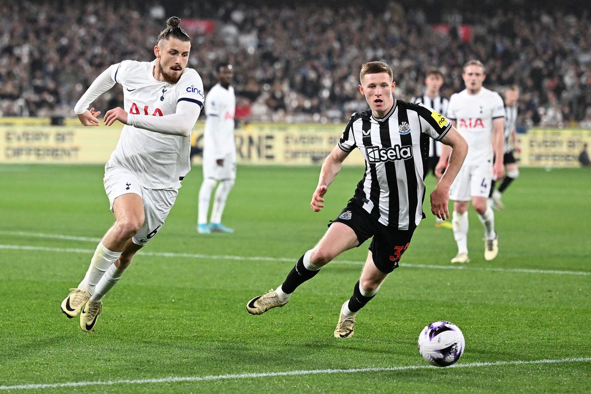 Coșmar pentru selecționer! S-a accidentat în „amicalul inutil” Tottenham - Newcastle și riscă să rateze Euro 2024