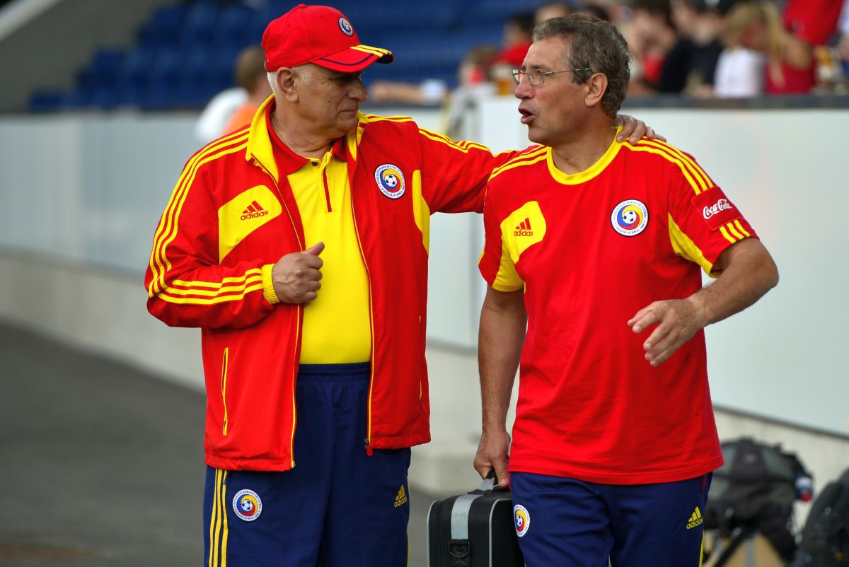 Celălalt Mircea Lucescu » Portret din spatele ușilor închise: „Știți cum îl găseam când mergeam la el acasă? Avea o melodie care îi plăcea foarte mult”