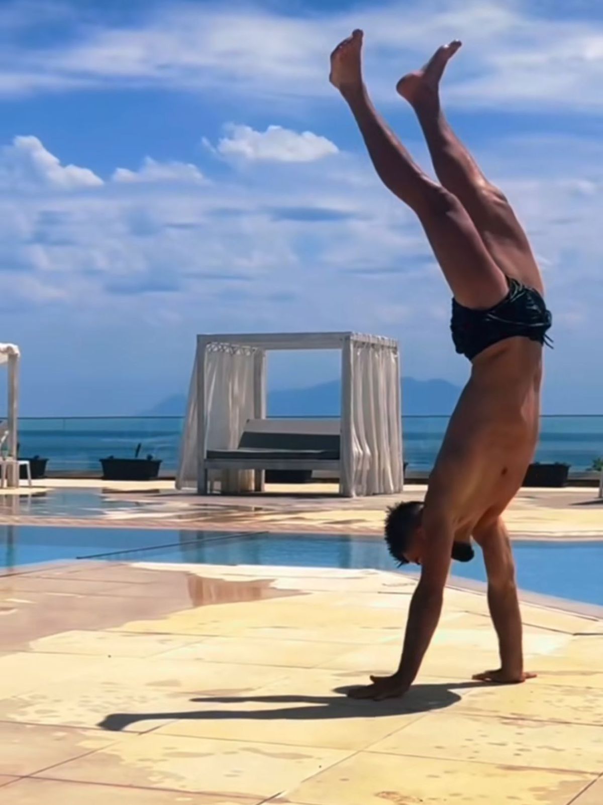 Primele imagini din vacanța campionilor României: „Duracell” a furat startul, cu 24 de ore înainte de CFR Cluj - FCSB