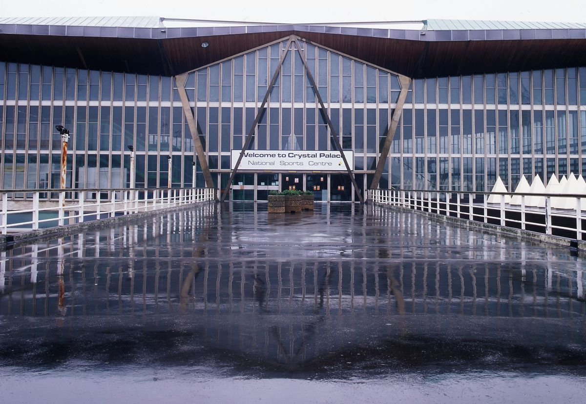 Centrul Național de Sport - CRYSTAL PALACE