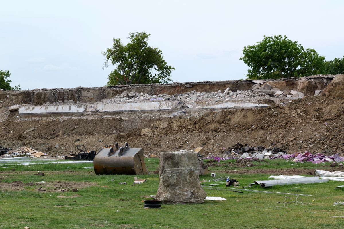 Vizită GSP pe șantierul de pe „Dan Păltinișanu” » Printre ruinele de pe „Monumentalul” violet: așa arată azi arena lui Poli Timișoara