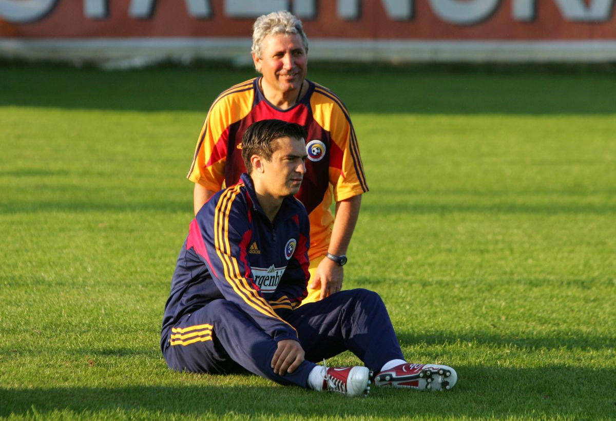 Celălalt Mircea Lucescu » Portret din spatele ușilor închise: „Știți cum îl găseam când mergeam la el acasă? Avea o melodie care îi plăcea foarte mult”