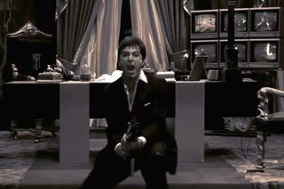 „Scarface” » Noul transfer din Superliga, prezentat oficial printr-un clip violent: „Say hello to my little friend”