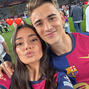 Gavi și iubita sa. Foto: X.com