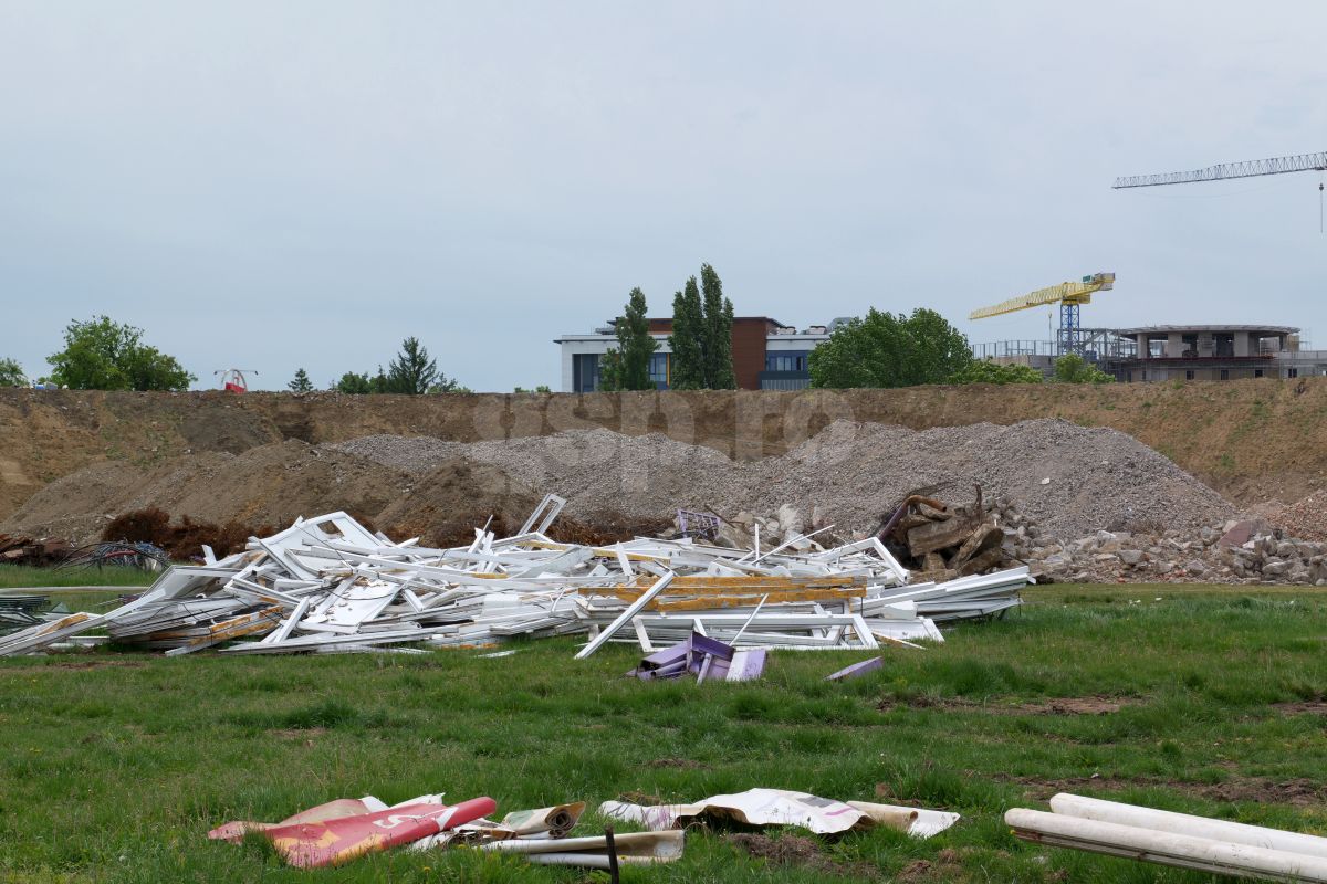Vizită GSP pe șantierul de pe „Dan Păltinișanu” » Printre ruinele de pe „Monumentalul” violet: așa arată azi arena lui Poli Timișoara