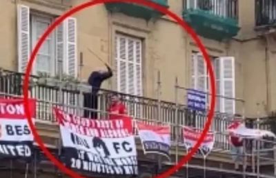 Marca: „Eroul de la Bilbao” » Un bărbat în vârstă i-a alungat pe englezi cu bastonul!