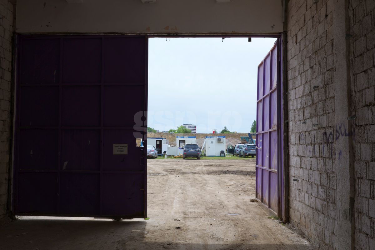 Vizită GSP pe șantierul de pe „Dan Păltinișanu” » Printre ruinele de pe „Monumentalul” violet: așa arată azi arena lui Poli Timișoara