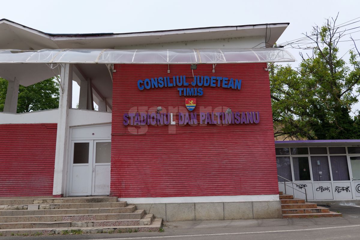 Dispare o lume! GSP a intrat pe șantierul de pe „Dan Păltinișanu” » 50 de imagini la zi cu stadionul istoric din vestul țării: „Monumentalul” e de nerecunoscut