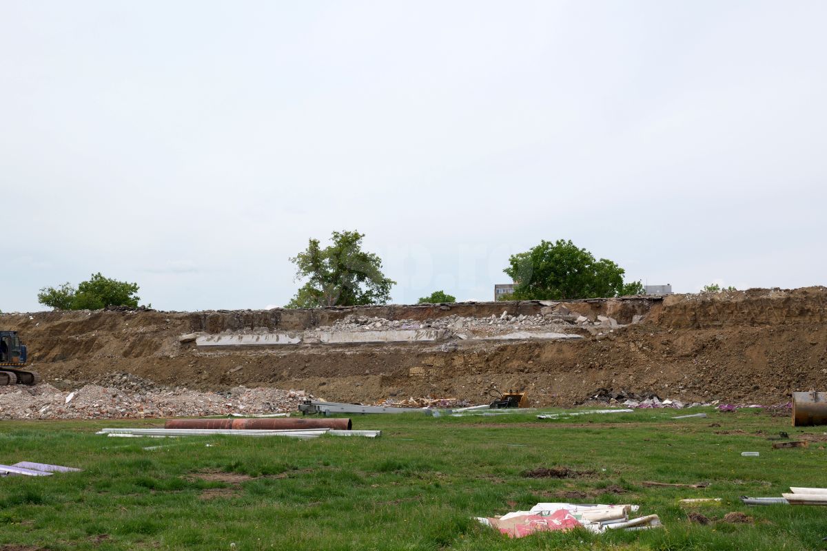 Dispare o lume! GSP a intrat pe șantierul de pe „Dan Păltinișanu” » 50 de imagini la zi cu stadionul istoric din vestul țării: „Monumentalul” e de nerecunoscut