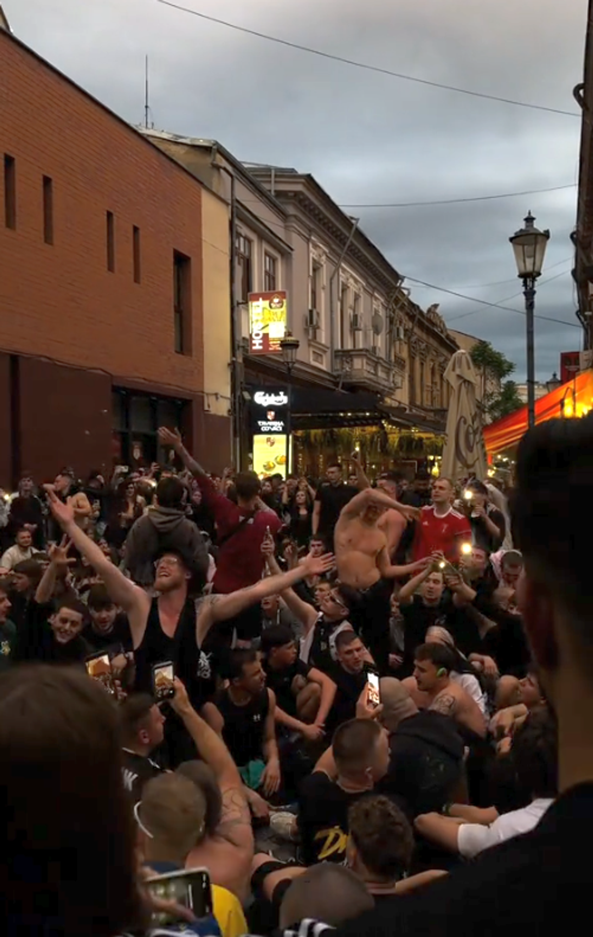 Concertul lui Max Korzh a adus scene ca-n marile peluze europene! Imagini incredibile pe gazonul Arenei Naționale