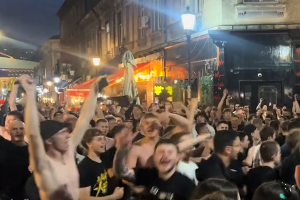 Concertul lui Max Korzh în București provoacă frenezie! Imagini incredibile: Centrul Vechi, plin de străini