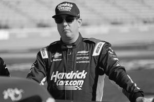 O legendă NASCAR a decedat la vârsta de 41 de ani: „Suntem devastați să anunțăm moartea subită și tragică a sa”