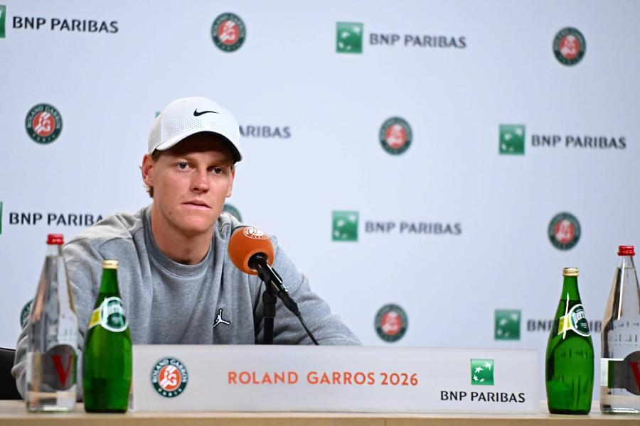 Jannik Sinner la conferința de vineri de la Roland Garros FOTO Imago Images Cum s-a desfășurat protestul jucătorilor și jucătoarelor de top din circuitele WTA și ATP la Roland Garros + Novak Djokovic s-a delimitat de metoda majorității