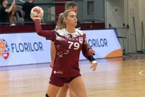 Rapid - Minaur Baia Mare, în ultima etapă din Liga Florilor » Meciul de adio pentru Estavana Polman