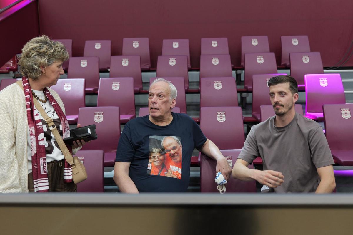 Estavana Polman a jucat ultimul meci din carieră! Purtată pe brațe de colege