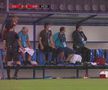 Staff-ul celor de la Academica Clinceni s-a văzut nevoit să se urce cu picioarele pe scaune // captură TV Digi Sport 1