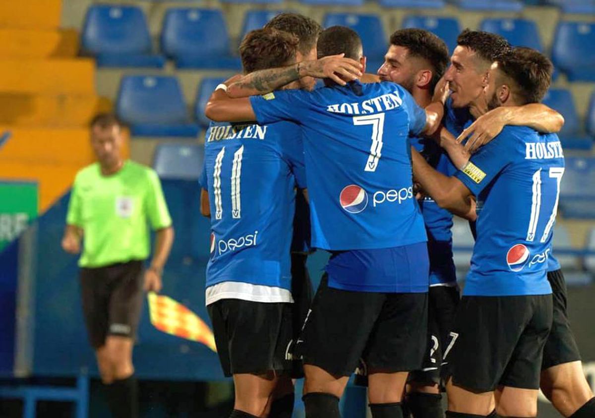 VIITORUL - HERMANNSTADT 4-1. VIDEO Tiki-taka și parodia » Trupa lui Hagi i-a stricat debutul lui Ruben Albes