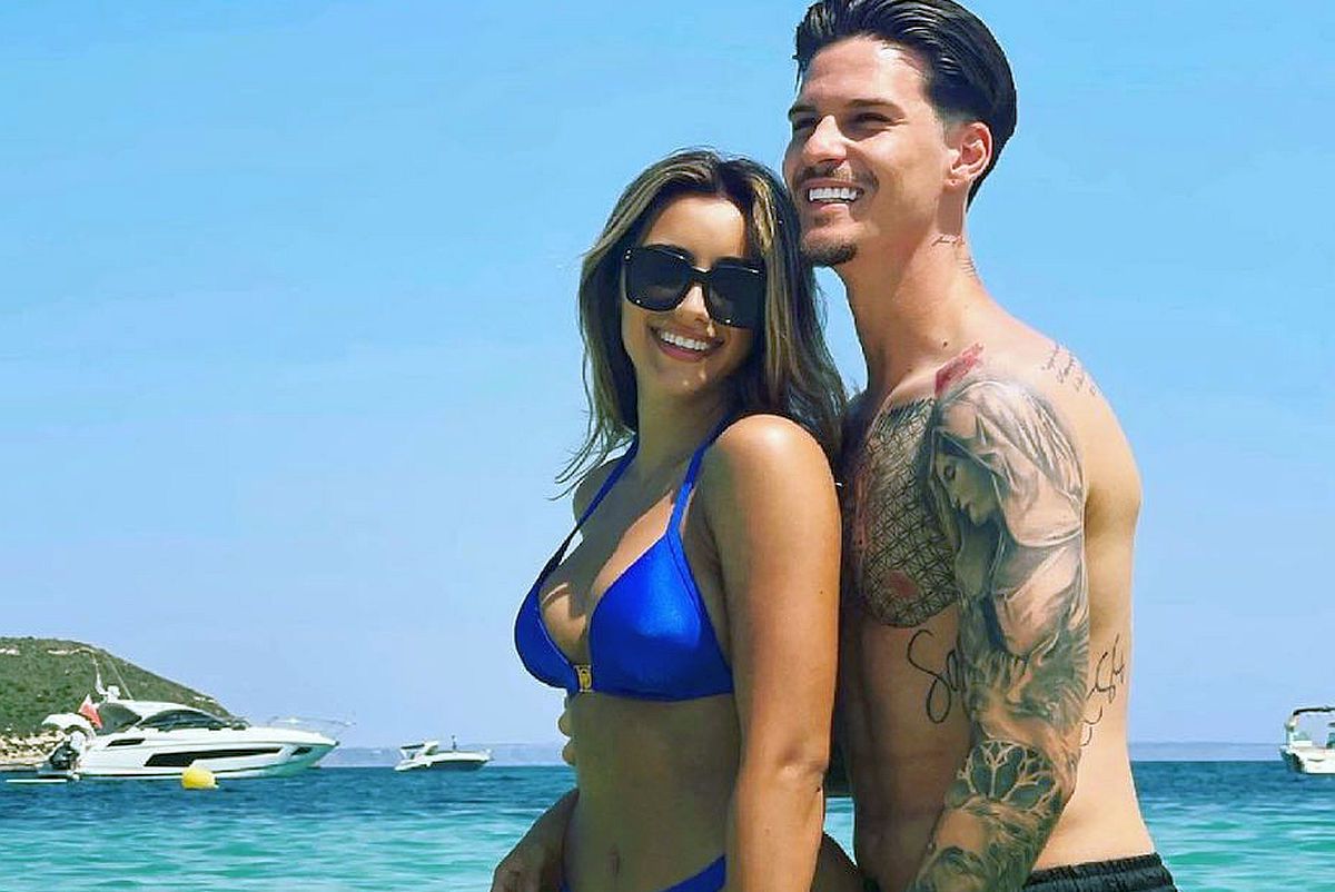 Turiști vs. fotbaliști: românii care au fost la EURO 2019 se distrează în vacanțe » Jucătorii care nu au impresionat atunci strălucesc acum la EURO 2020