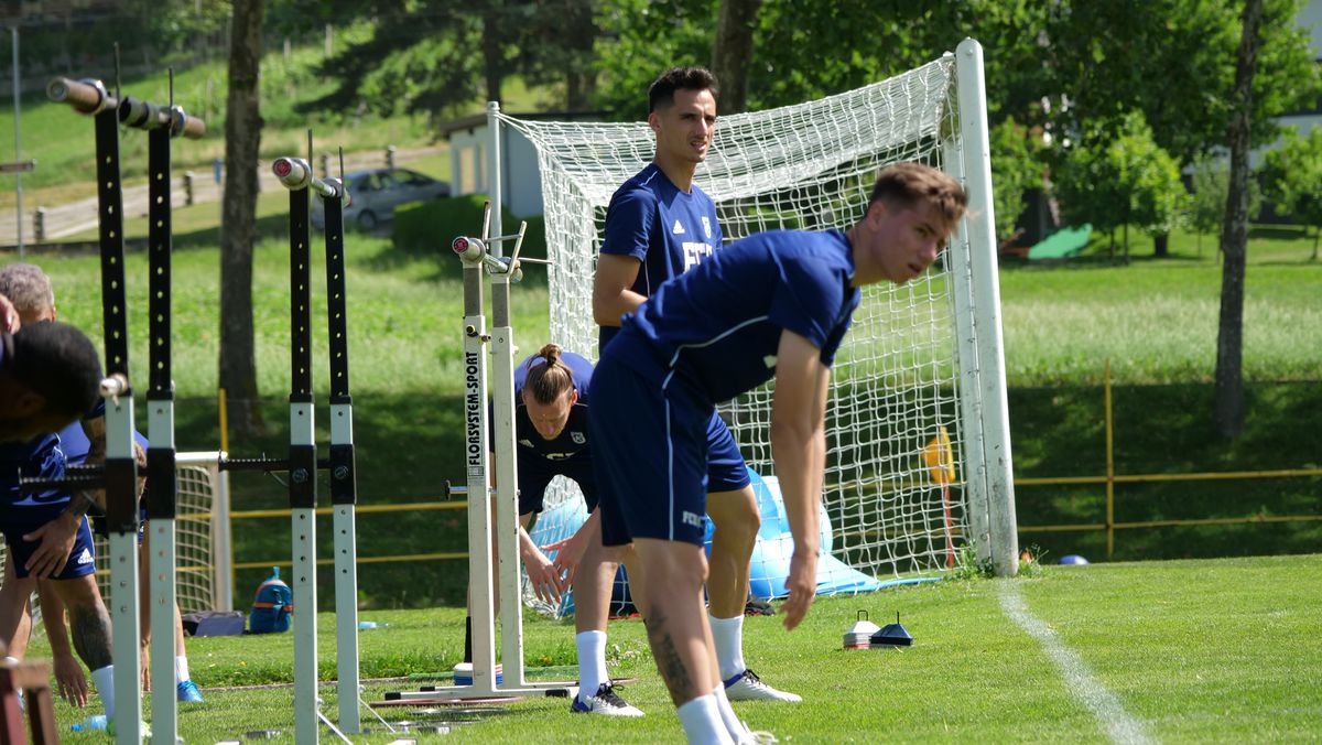 Mutu nu glumește! Cum îi chinuie „Briliantul” pe jucătorii de la FCU Craiova în cantonament