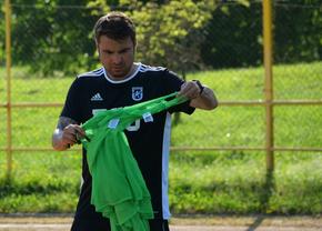 Apariție-surpriză la antrenamentul lui Mutu: cine e fotbalistul misterios care ar putea semna cu FC U Craiova