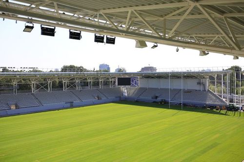 Stadionul „Arcul de Triumf” va fi inaugurat oficial pe 3 iulie, cu meciul-test de rugby România - Argentina. Partida va începe la ora 21:00 și va fi transmisă de TVR 1.