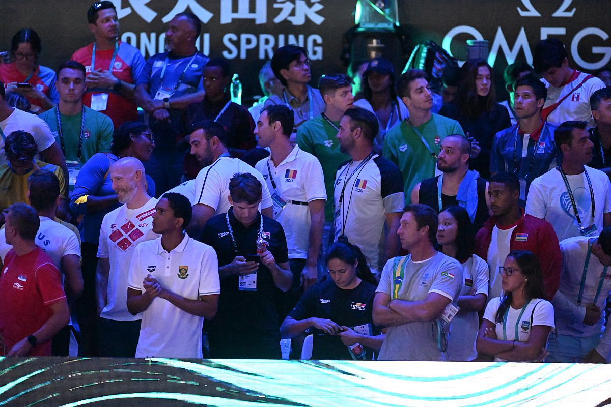 David Popovici, prima reacție după aurul cucerit la 100m liber: „E doar începutul! Sper că milioane de români m-au urmărit și că i-am făcut mândri”