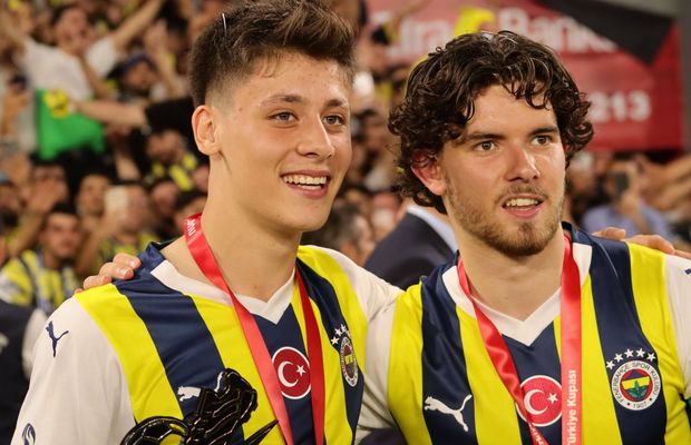 Real Madrid a pus ochii pe „noul Ozil” » Fostul star al madrilenilor e fascinat de el: „Un număr 10 mai bun decât mine? El e!”