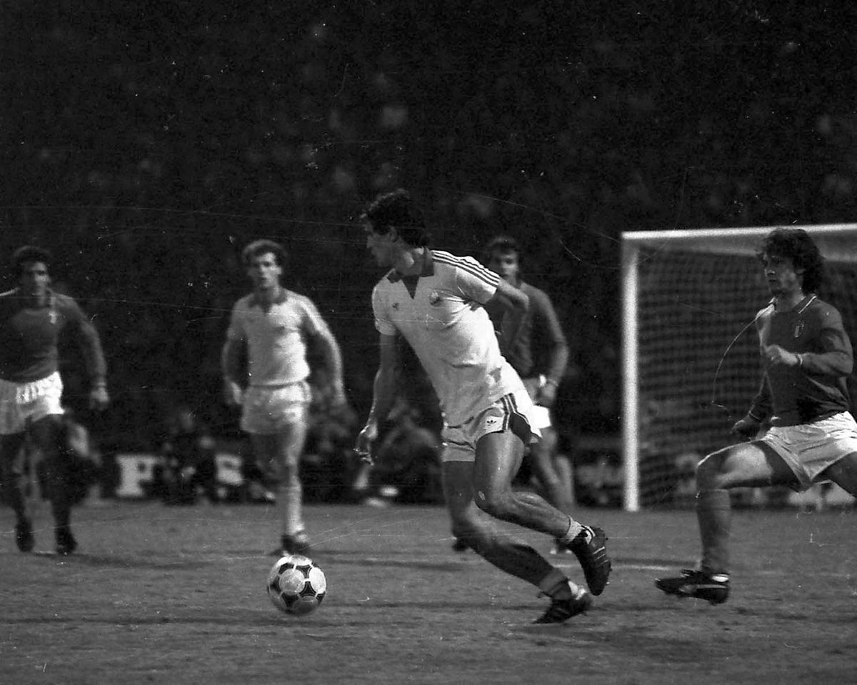 Rodion Cămătaru #65. Povestea neștiută a meciului pe care Cami l-a jucat pentru Benfica