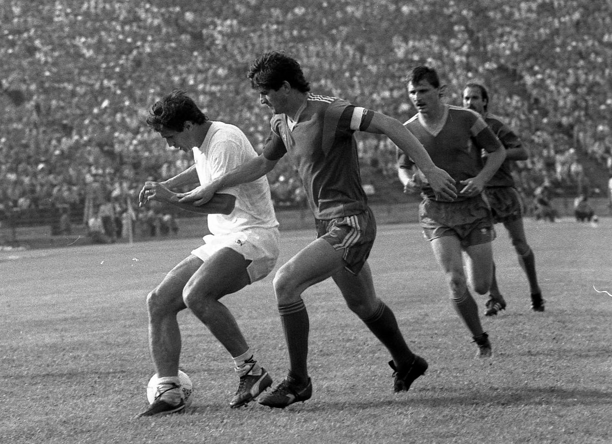 Rodion Cămătaru #65 » Povestea neștiută a meciului pe care Cami l-a jucat pentru Benfica, în 1985, la un turneu la care a participat și Dinamo