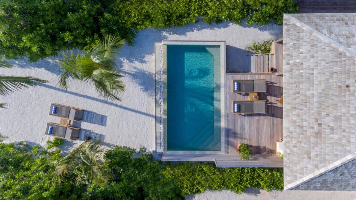 Hurawalhi Island Resort