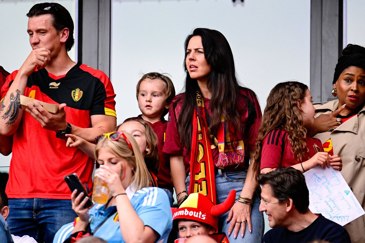 Soțiile fotbaliștilor belgieni au acaparat atenția în tribune la meciul cu România
