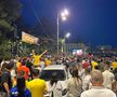 Fanii echipei naționale, prezenți în Calea Victoriei la România - Belgia