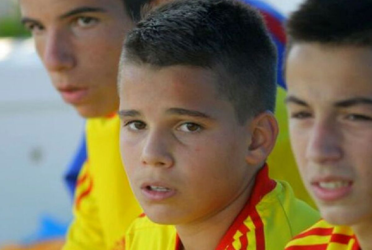 „Au făcut copiii noştri dinţi” » Fotografii de senzație cu „tricolorii” care pot scrie istorie pentru România la EURO. Îi recunoști pe toți?