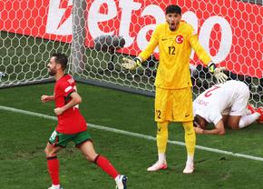 Autogol AIURITOR la Euro: l-a imitat pe Bănel Nicoliță! Ce-a putut face în fața lui Ronaldo a lăsat mască un stadion întreg