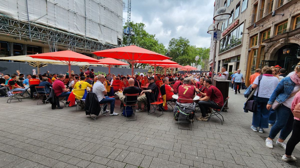 Imagini spectaculoase cu fanii români, înainte de Belgia – România