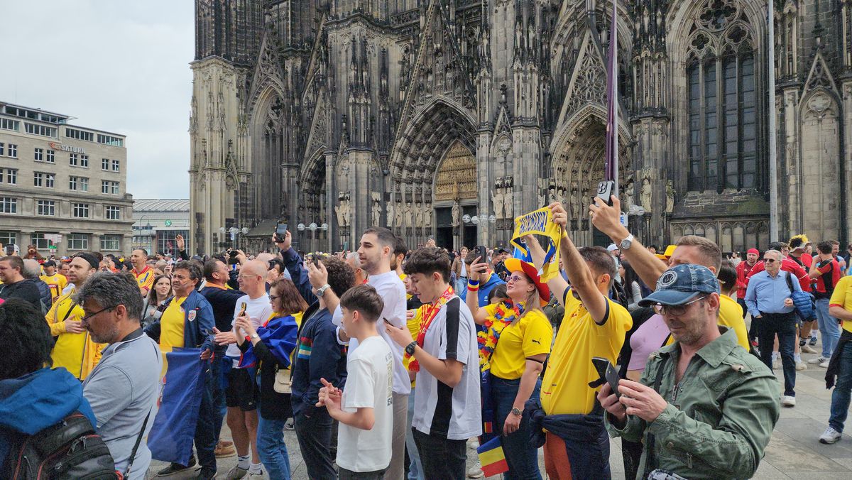 Imagini spectaculoase cu fanii români, înainte de Belgia – România