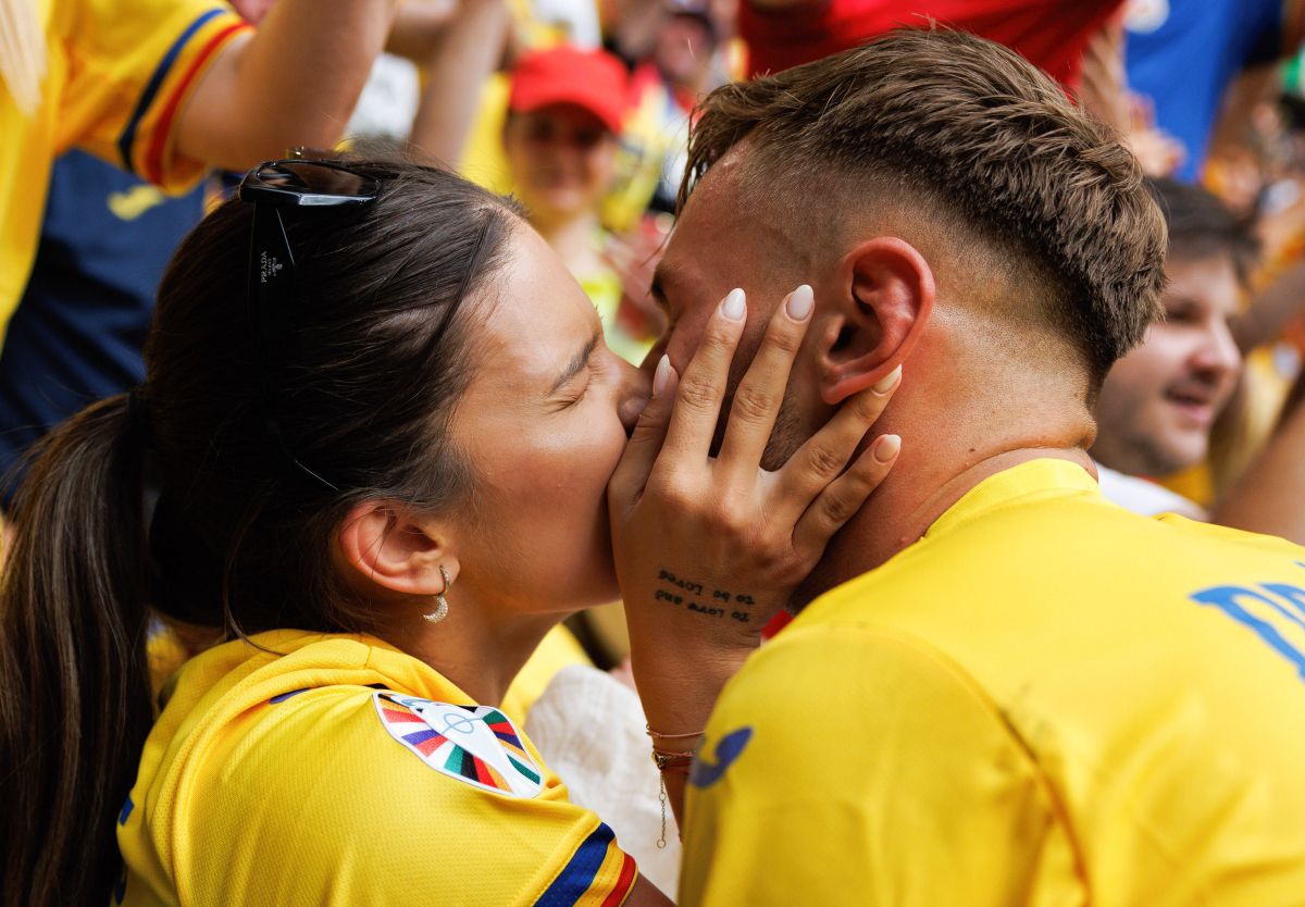 Vedeta României s-a transferat înainte de meciul cu Belgia: „Nu putea să aștepte”