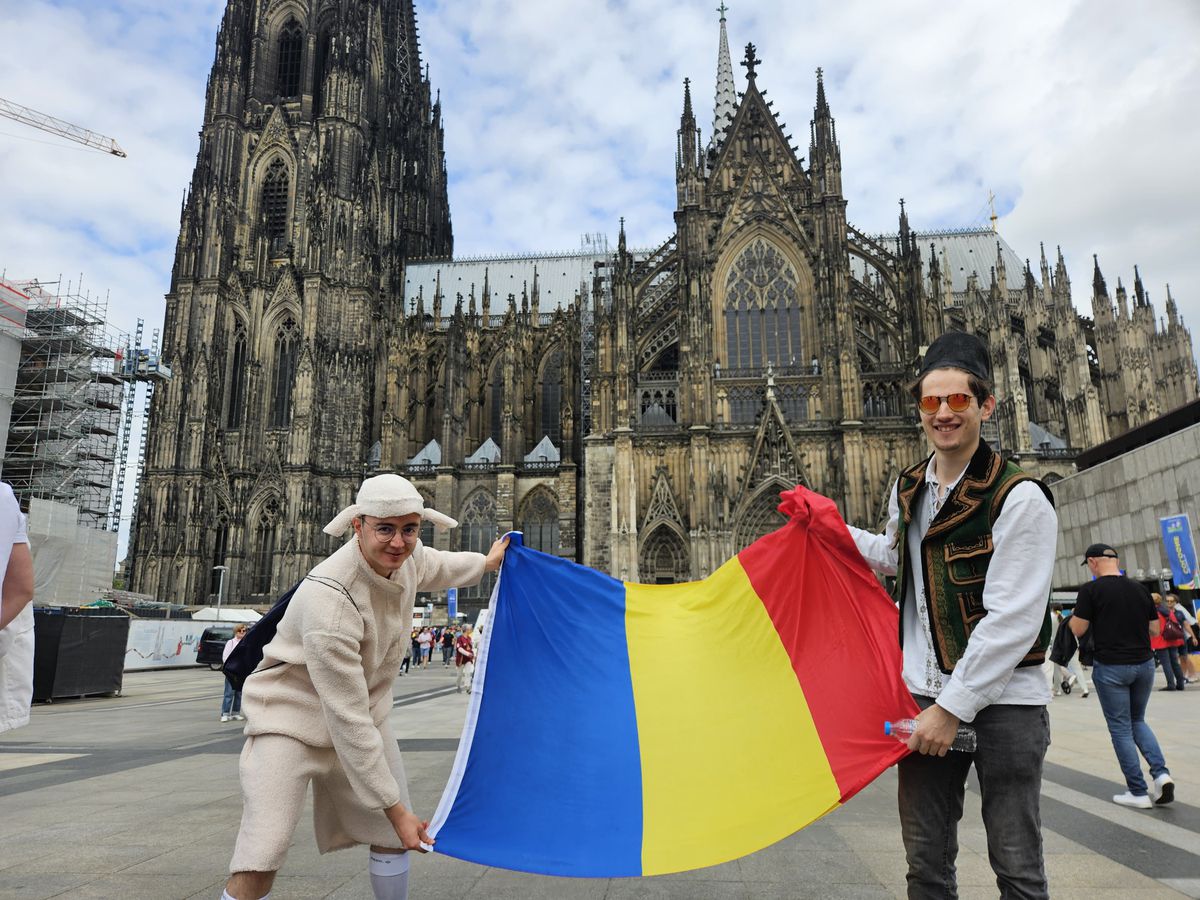 Fanii României, show la Koln! Imagini spectaculoase: „Mujdei is better than chocolate"