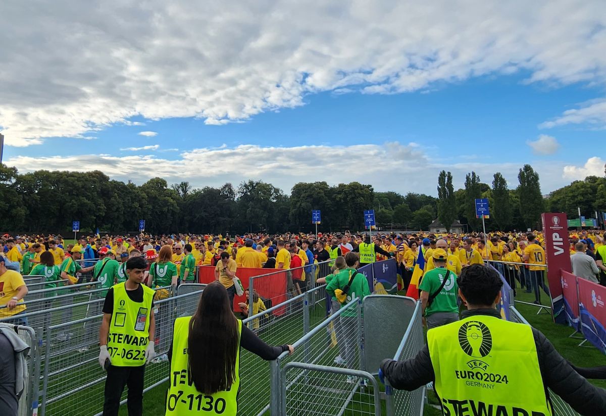 Belgia - România, atmosfera de la stadion: imagini surprinse pe străzi