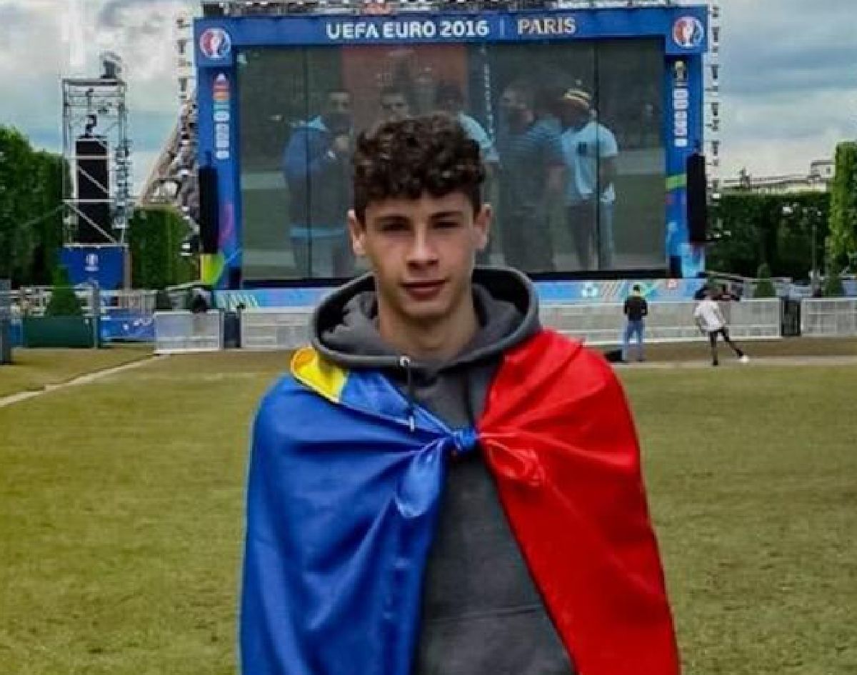 „Au făcut copiii noştri dinţi” » Fotografii de senzație cu „tricolorii” care pot scrie istorie pentru România la EURO. Îi recunoști pe toți?