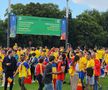 Românii se îndreaptă spre stadion / FOTO: GSP