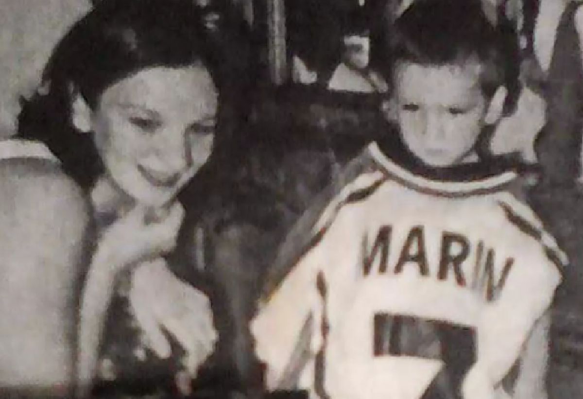 „Au făcut copiii noştri dinţi” » Fotografii de senzație cu „tricolorii” care pot scrie istorie pentru România la EURO. Îi recunoști pe toți?