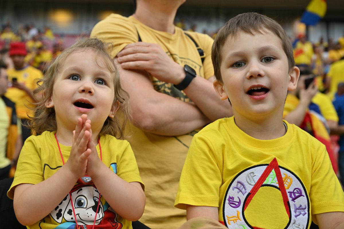 Belgia - România, atmosfera de la stadion: imagini surprinse pe străzi