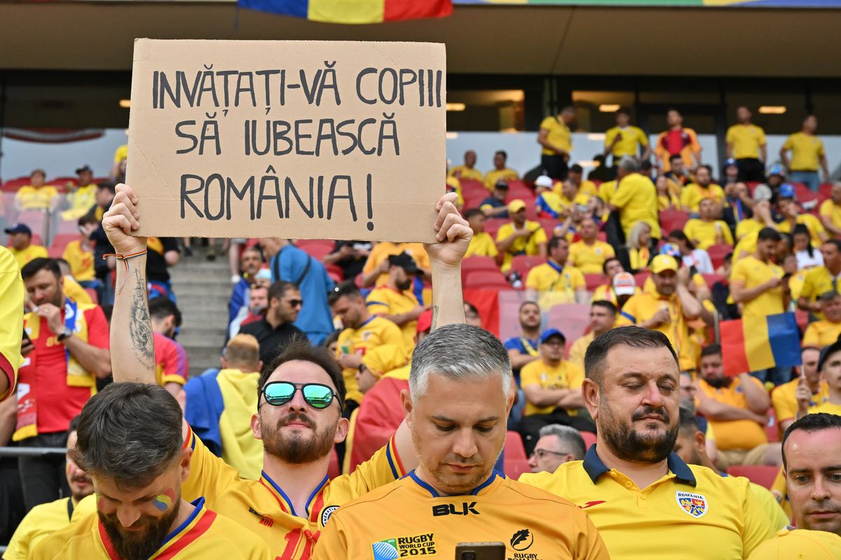 Titularul lui Edi Iordănescu, taxat la pauza meciului România - Belgia: „Un pic fricos! Mihăilă măcar s-a agitat”