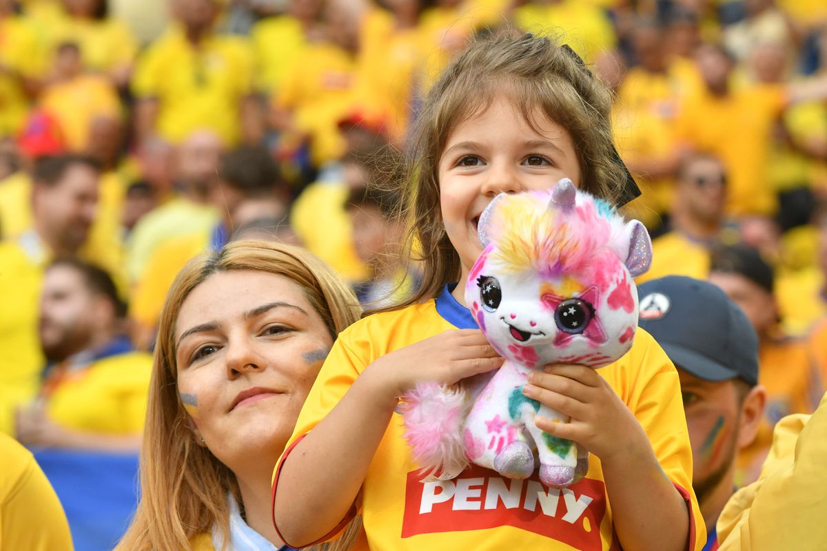 Belgia - România, atmosfera de la stadion: imagini surprinse pe străzi