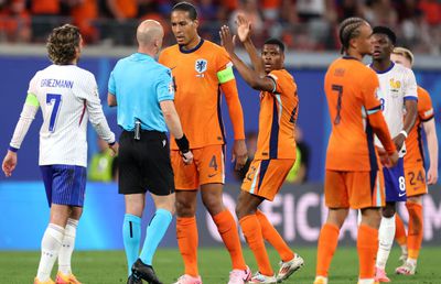 Virgil van Dijk s-a enervat după Olanda - Franța 0-0: „A fost gol valabil”