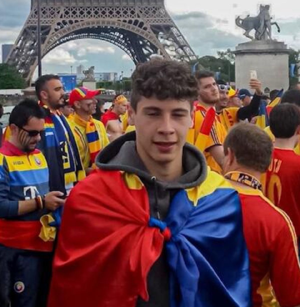 „Au făcut copiii noştri dinţi” » Fotografii de senzație cu „tricolorii” care pot scrie istorie pentru România la EURO. Îi recunoști pe toți?