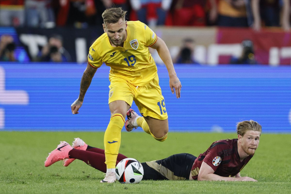 Cu sufletul la gură! Mii de români s-au strâns pe Calea Victoriei pentru o calificare istorică a României în „optimile” Euro 2024 » Atmosferă FABULOASĂ la București